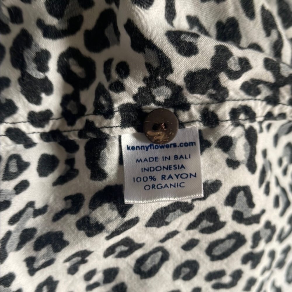 Kenny Flowers THE ISLAND CAT Animal Print 100% Rayon Organic 3X - Picture 7 of 7